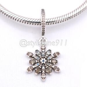 Authentic PANDORA Crystalized Snowflake Dangle - 791761NBLMX